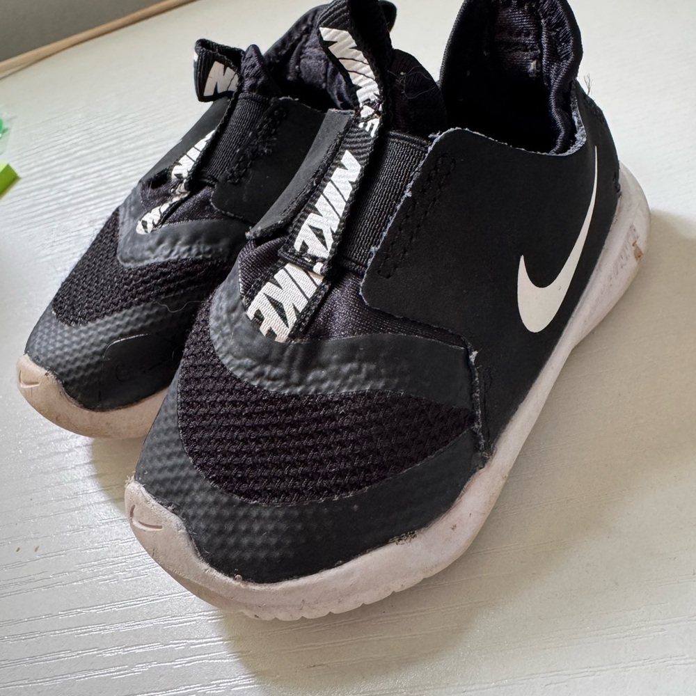 Nike Kids Black and White Slip-On Sneakers